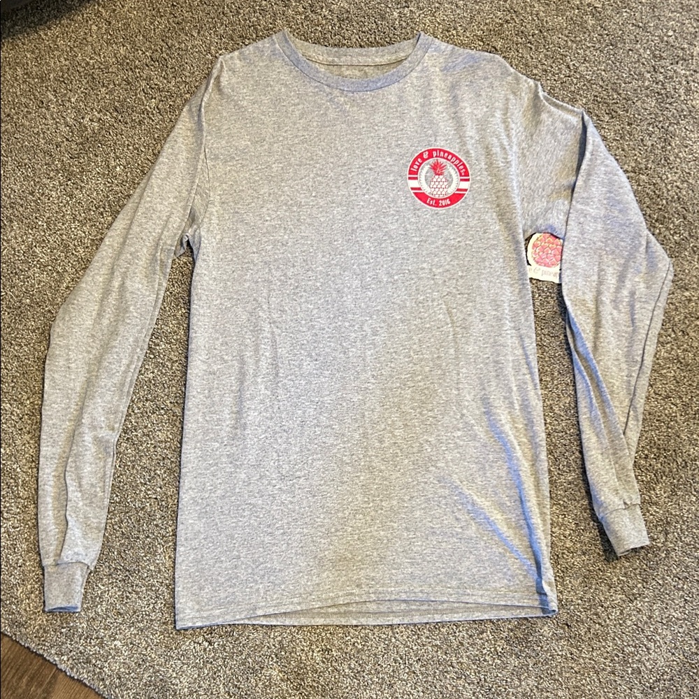Gray Long-Sleeve Graphic Tee with Red Emblem